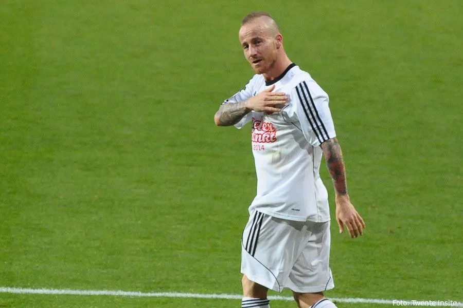 Stoch over dolle busrit op de A1: "Het pissen was een groot probleem"