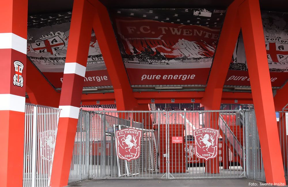 Minuut stilte voorafgaand aan treffen tussen FC Twente en PSV