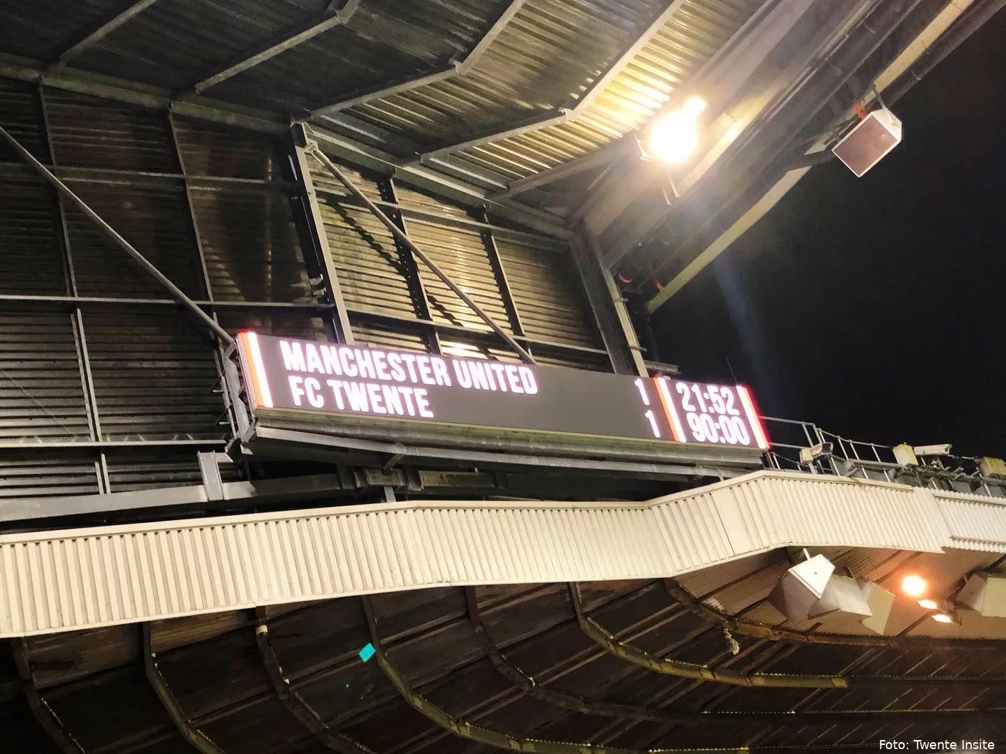 supportersview manchester united uitvak fc twente 2024 2025