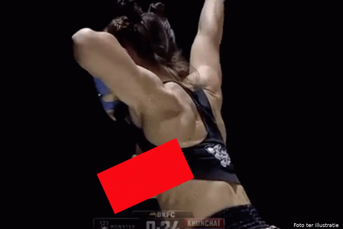 Topless bokskampioene verliest wereldtitel! 'Lekker uitdagend'