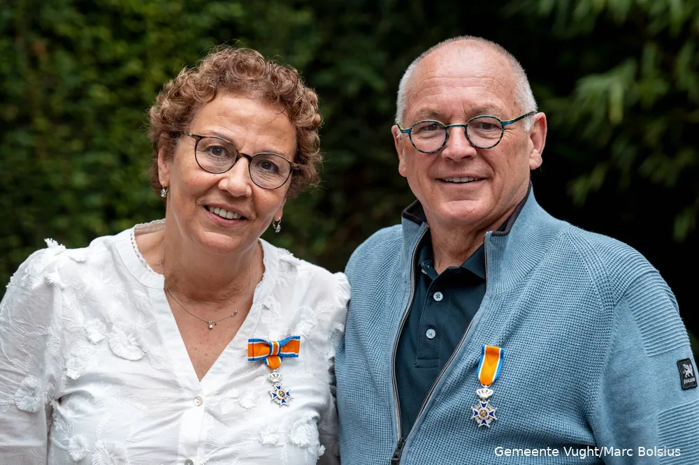 mevrouw C.A.P. Hover-Koreman &amp; de
heer H.P.G. Hover