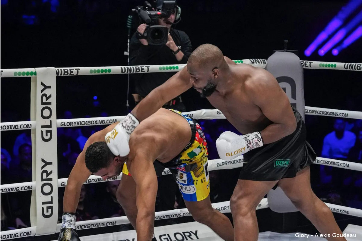 "Stop ermee!' Is dit het einde van Adegbuyi - GLORY fans spreken zich uit