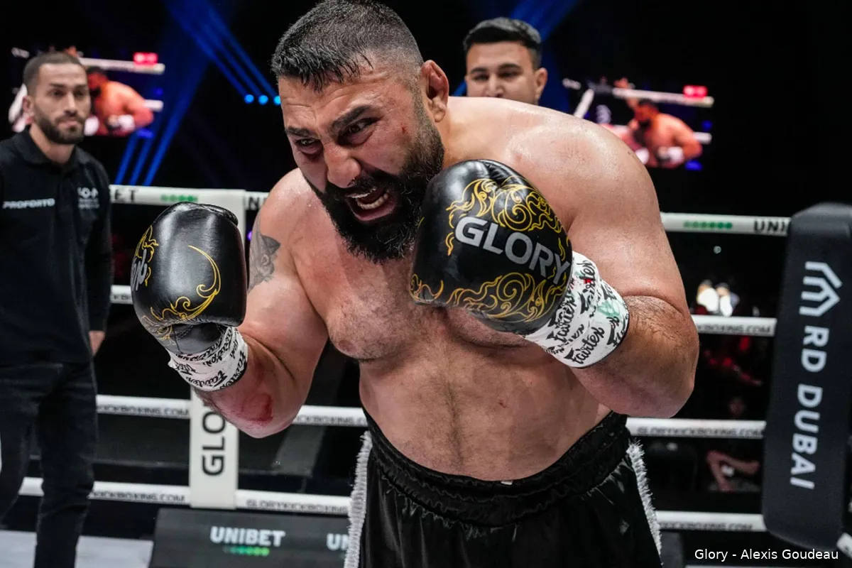 Mokerslag op Glory 99! Iraanse Hulk Azizpour sloopt rivaal Farcas
