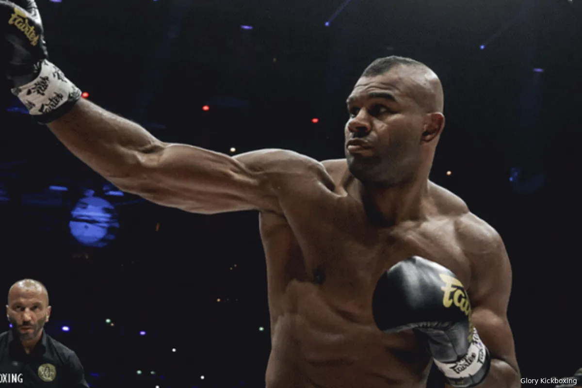 Alistair Overeem welkom bij omstreden organisatie! 'Wij testen pas als het brand'