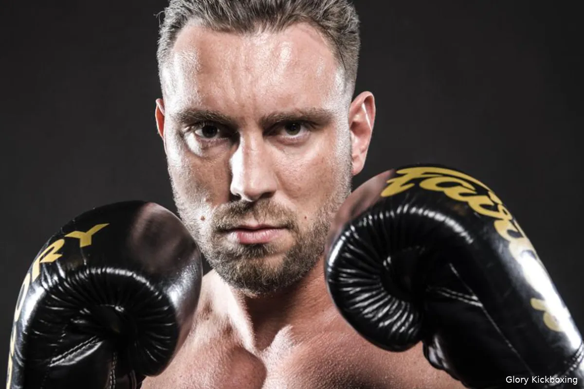'Babbelaar die gaat slapen!' Michael Duut over knock-out slaan tegenstander Mo Amine