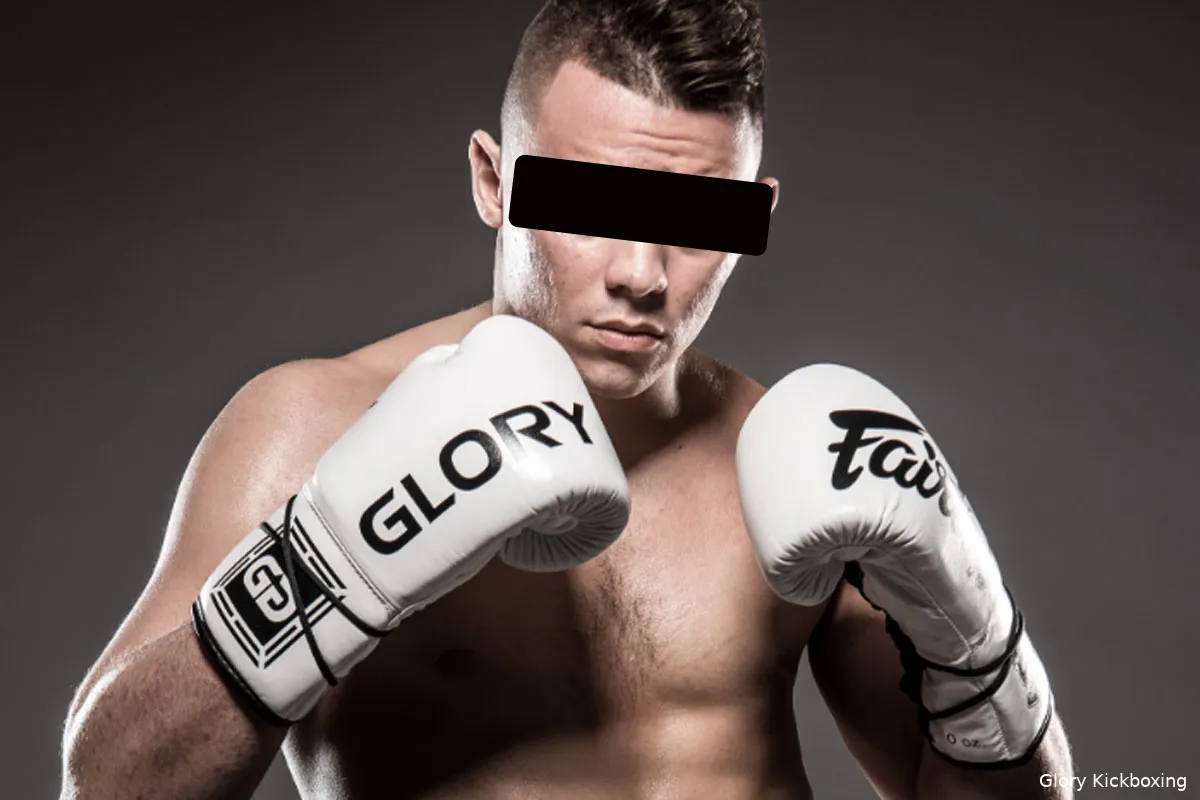 Kickbokser Mohammed J. na 6 maanden nog steeds in de cel! 'Einde Glory carrière nadert'