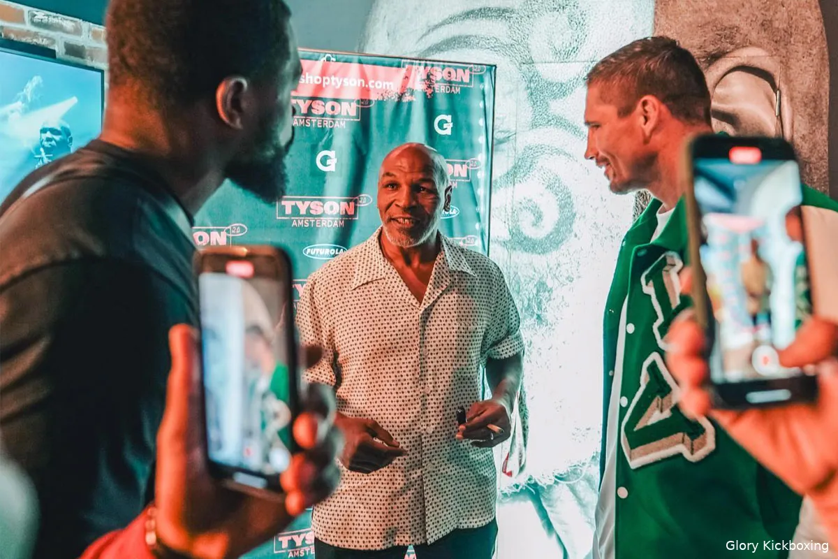 🎥 Ontmoeting Rico Verhoeven met rivaal Tariq Osaro bij Mike Tyson! 'Ongemakkelijk moment'