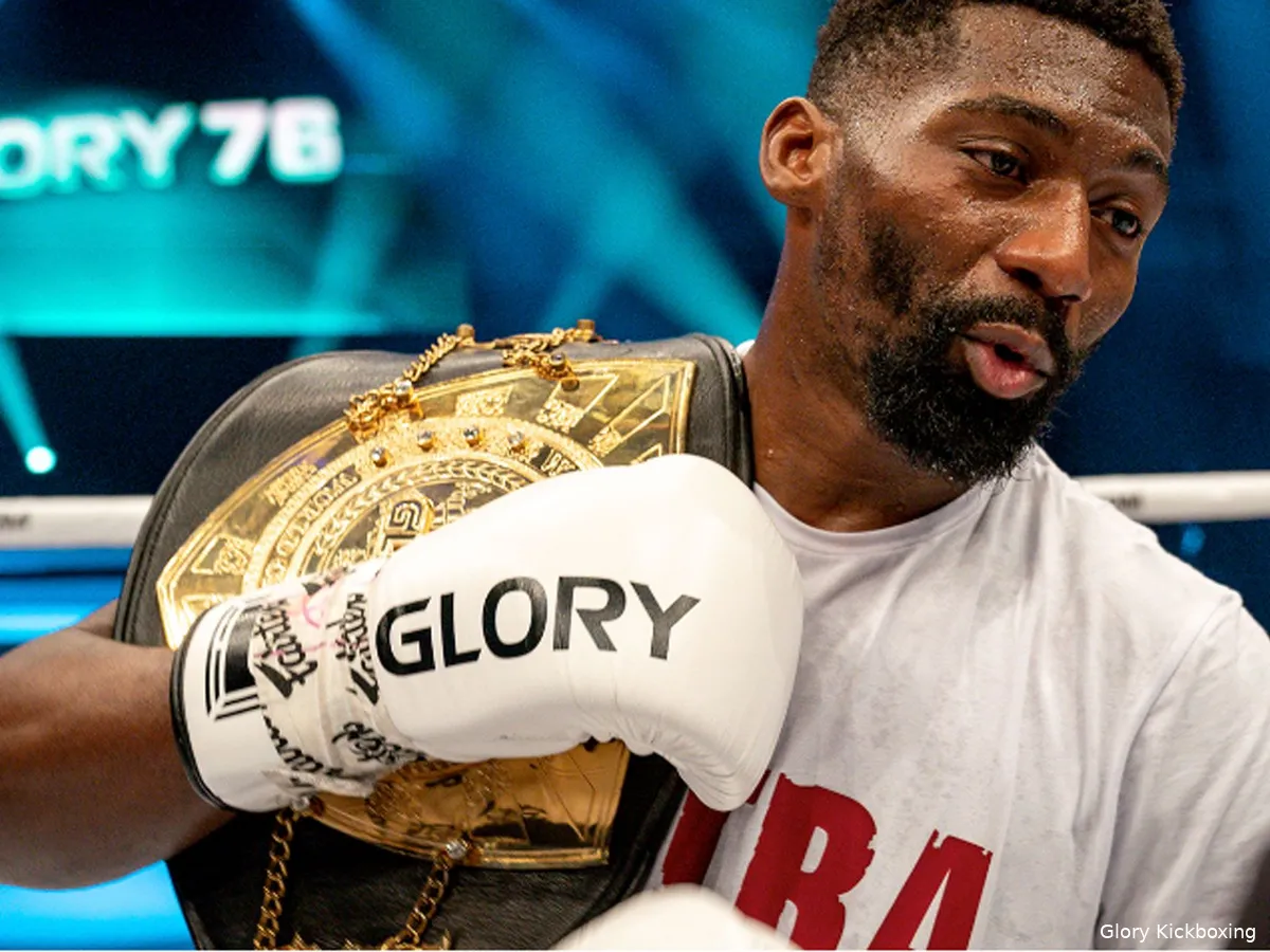 Ex-Glory kampioen Doumbe: 'Ik werd bestolen van de winst in MMA-partij'