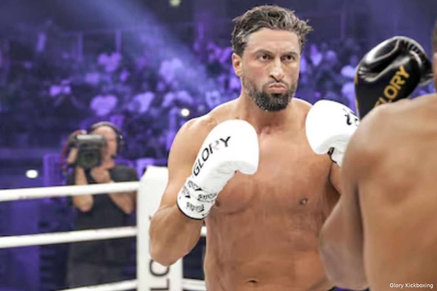 Glory Kickboxing staat voor grote uitdaging: Onzekerheid over events en tv-deal?