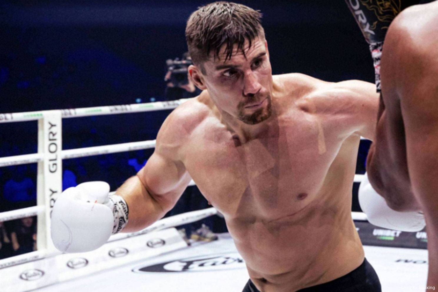 Zou Rico Verhoeven winnen in straatgevecht met een MMA-vechter?