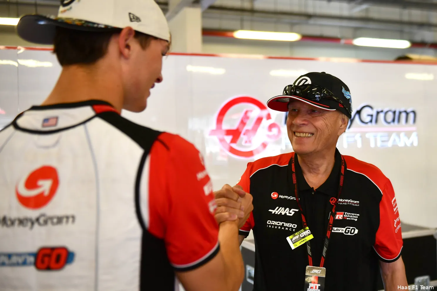gene-haas-oliver-bearman-haas-mexico-zondag-2025