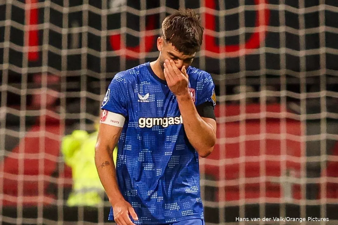 robin-propper-aangeslagen-excelsior-fctwente-2025