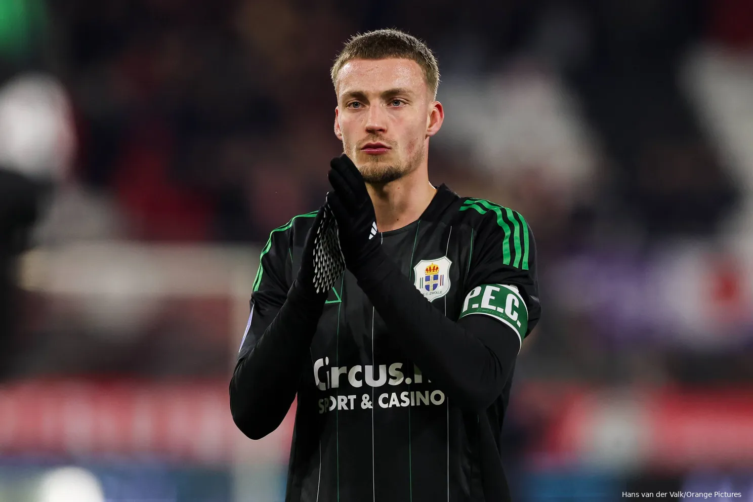 davy van den berg pec zwolle zwart shirt 2025