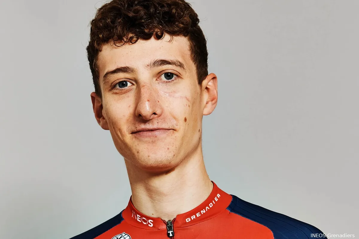 Ben Turner loopt bij grote crash Ronde van Vlaanderen voor tweede keer dit voorjaar botbreuk op