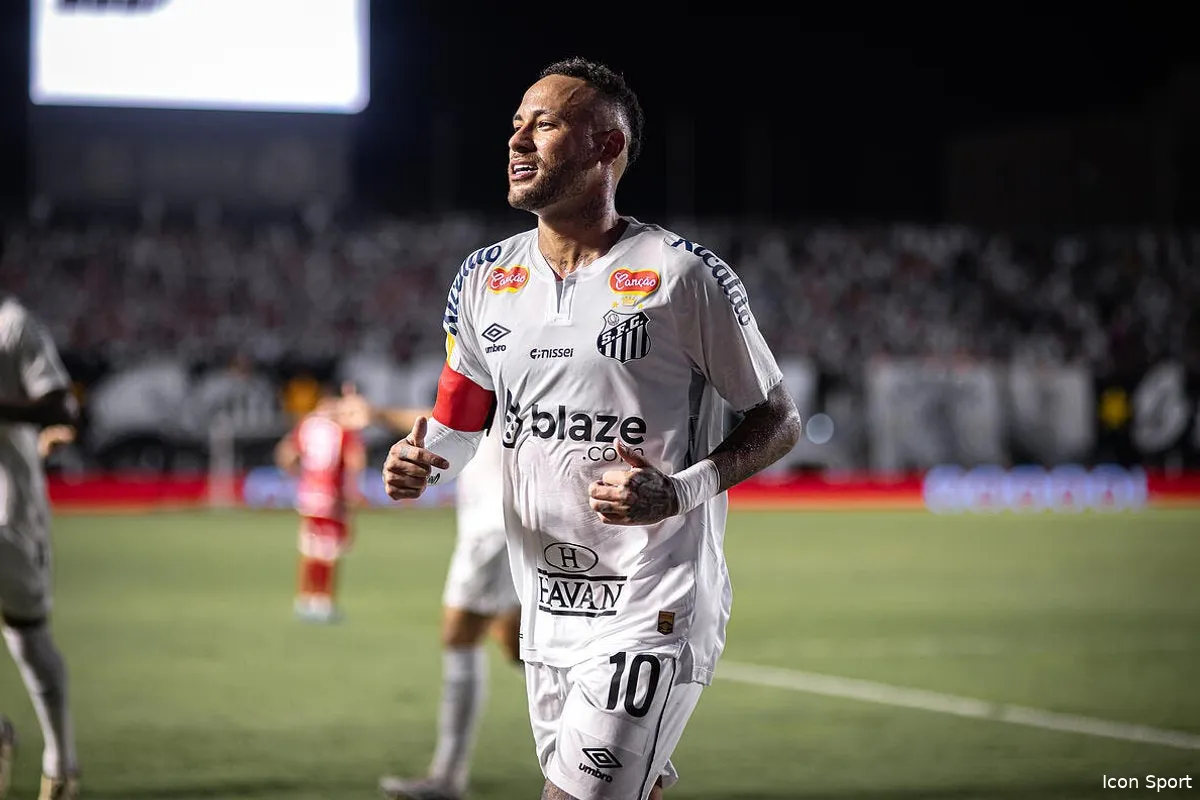 Des selfies et des tacles, Neymar en mode Ligue 1