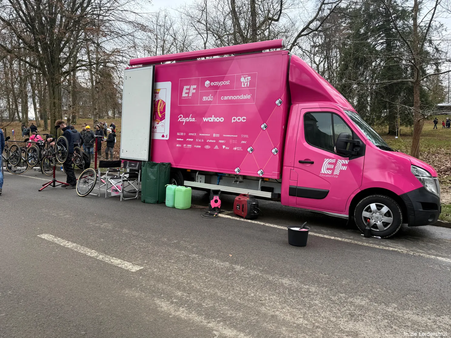 EF education Easypost wagenpark cross Mattia Agostinacchio