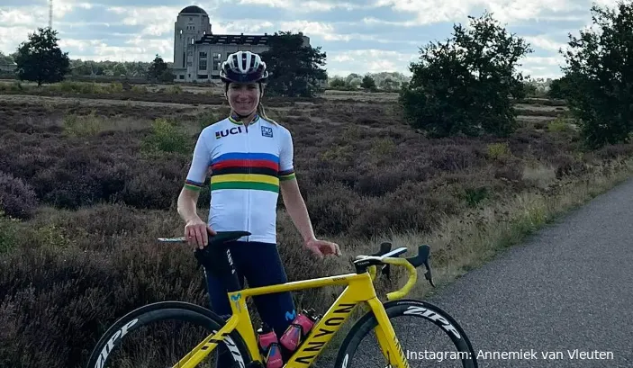 Van Vleuten geniet meer van Nederlandse wegen na Australië-trip: 'Hier is het veel veiliger'