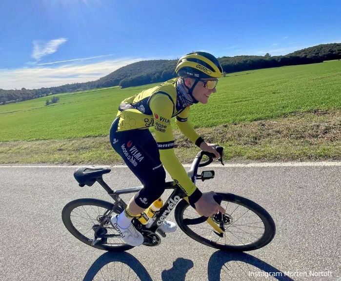 Deens toptalent van Visma | Lease a Bike soleert in openingsetappe Vredeskoers U23, Del Grosso zestiende