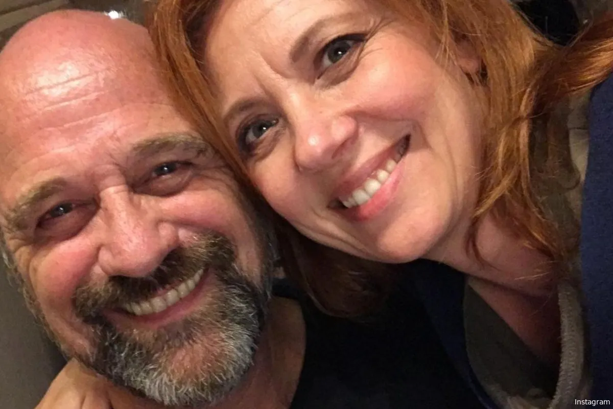 'Familie'-actrice Sandrine André kondigt plots prachtig nieuws aan: "Zo blij voor jullie!"