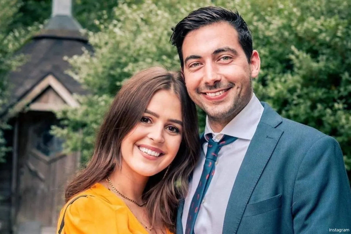 Om van te smelten: Emi uit 'Boer zkt Vrouw' deelt prachtige kiekjes van haar bolle buik