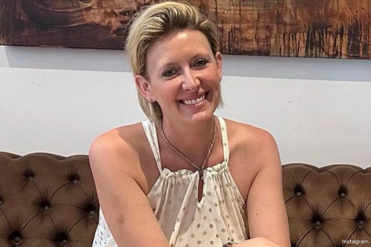 Zangeres Trisha (40) heeft droevig nieuws over gezondheid en moet er de stekker uittrekken