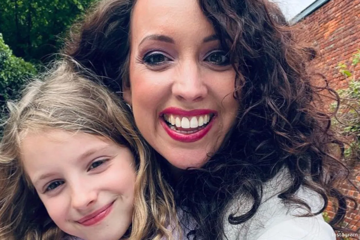 Joe-stem Anke Buckinx laat wel heel opvallende tattoo zetten: "Ontworpen door dochtertje"