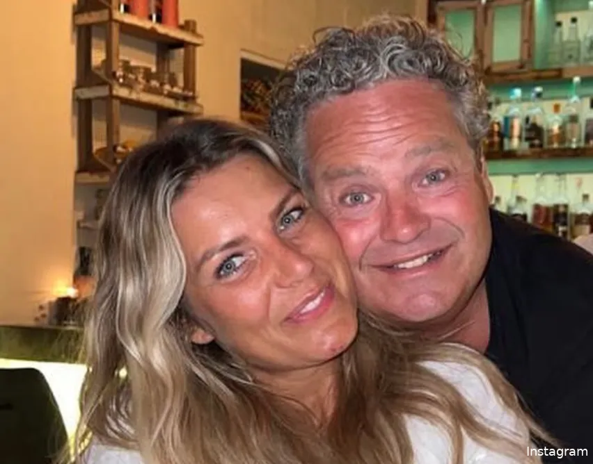 Dirk Zeelenberg neemt het ervan: 'Nieuwe vriendin Nicole én getrouwd met Suus'