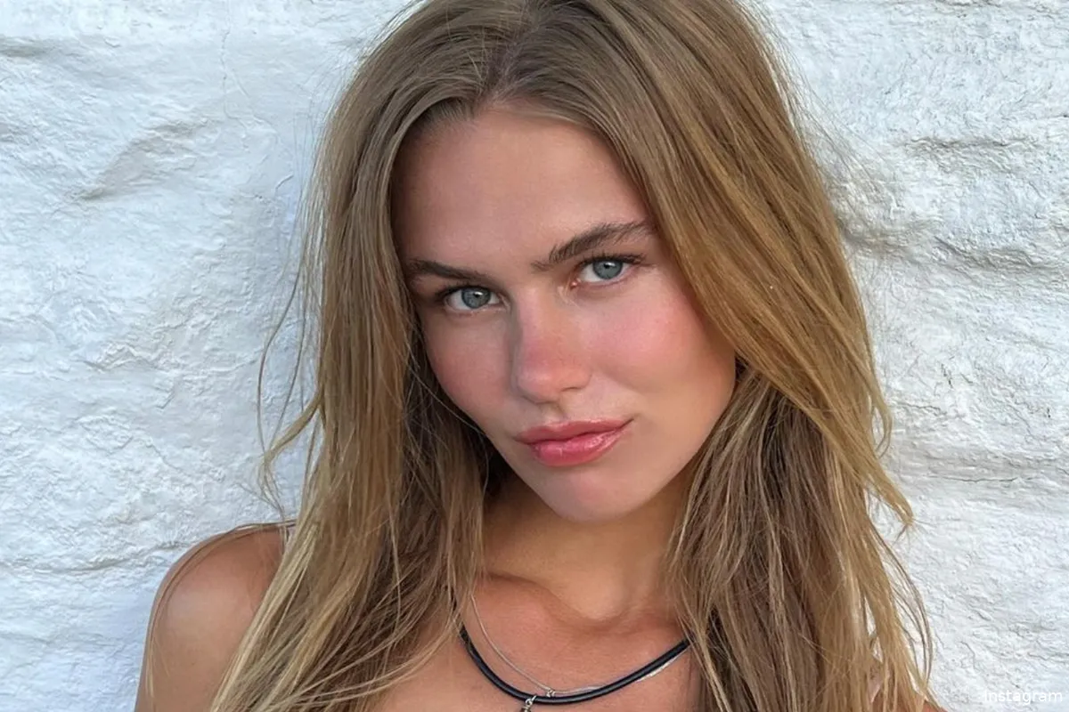 Lieke van der Hoorn deelt foto in piepkleine bikini en laat zo niet veel aan de verbeelding over