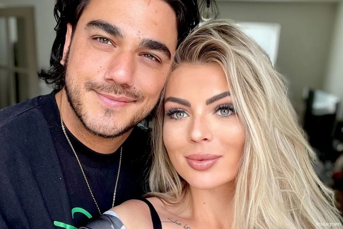 'Echte Meisjes in de Jungle'-winnares Kelly en haar partner kondigen groots nieuws aan