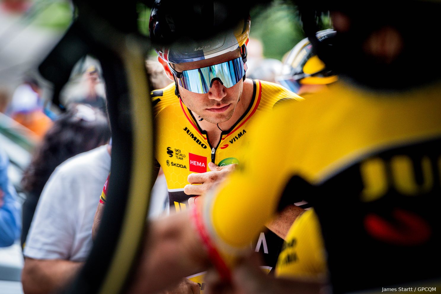 Interview | Van Der Sande geniet van manier van werken bij Jumbo-Visma: 'Of je nu Wout of Tosh heet'