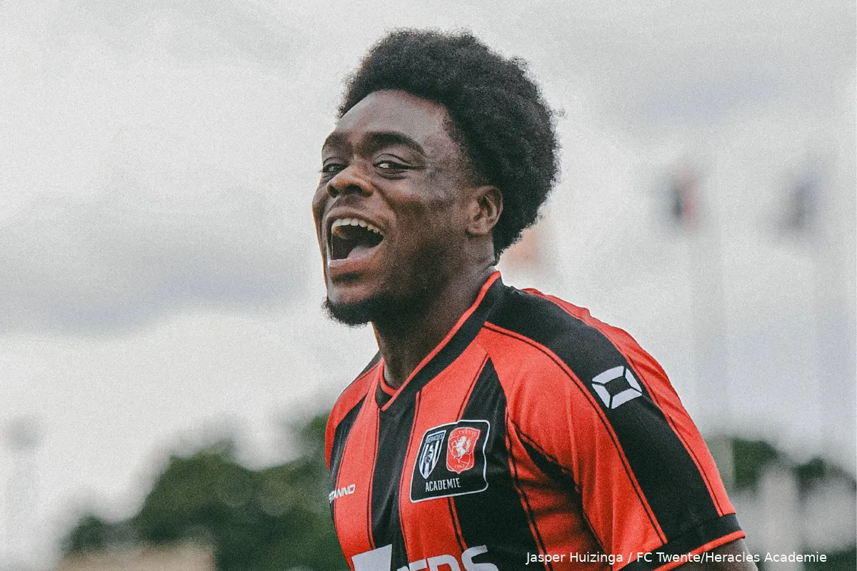 maximilian-baafi-fc-twente-heracles-academie-feyenoord-2025-2026