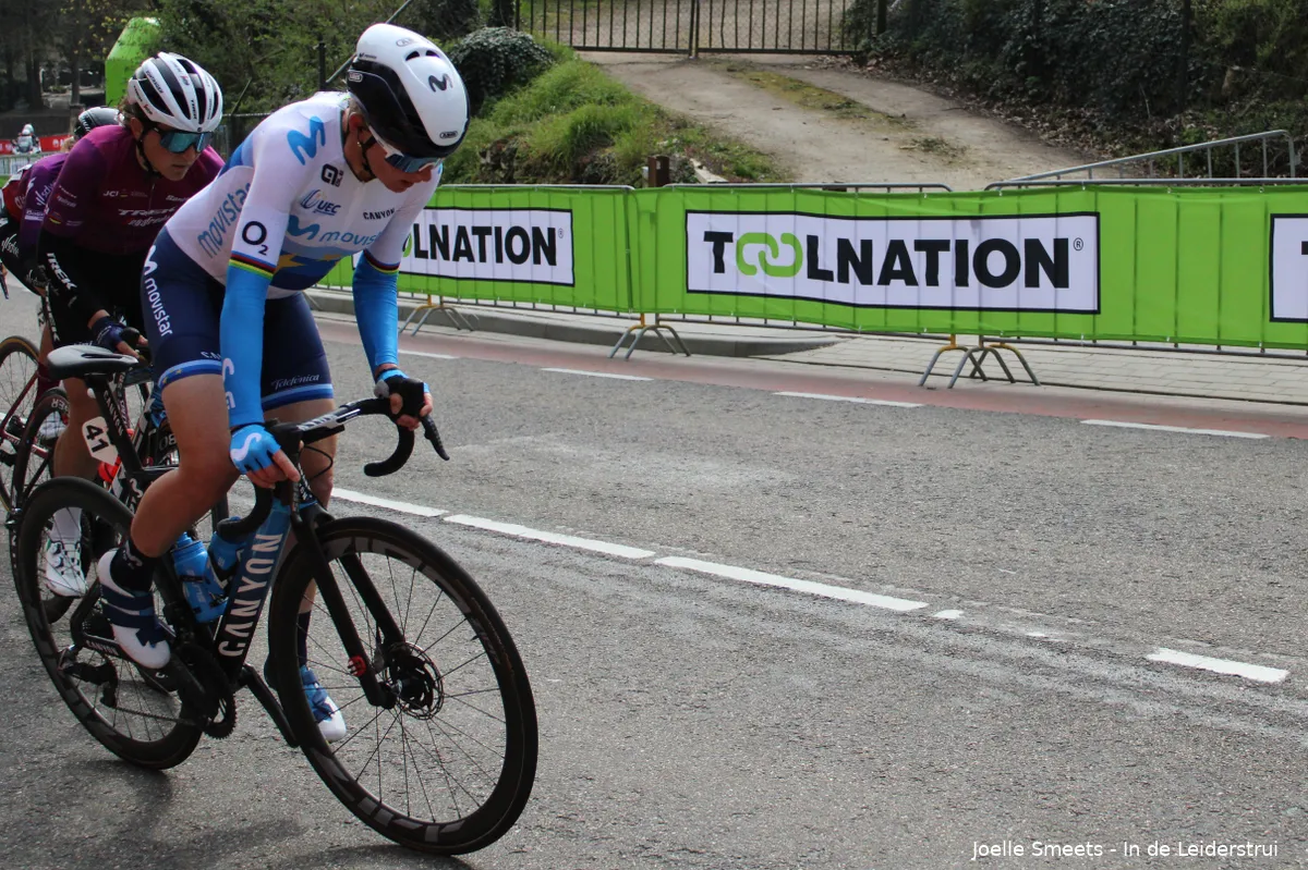 Magistrale Van Vleuten rijdt concurrentie op een hoop in Ladies Tour of Norway