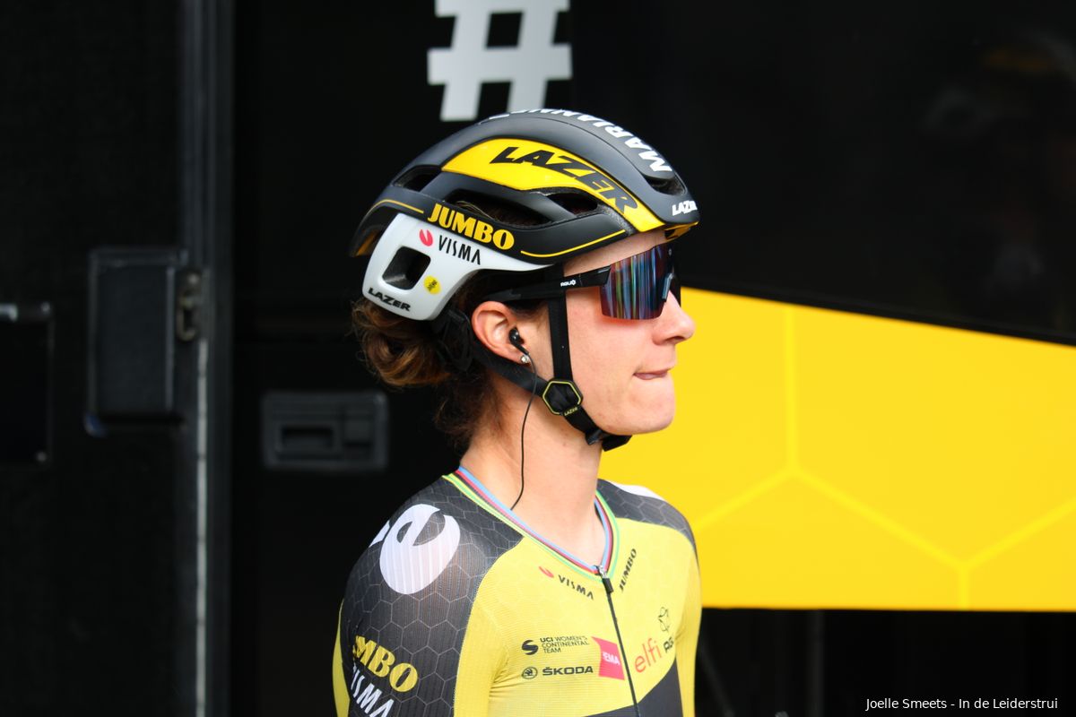 Marianne Vos wint nu wel massasprint in derde etappe Giro Donne, Kool tweede