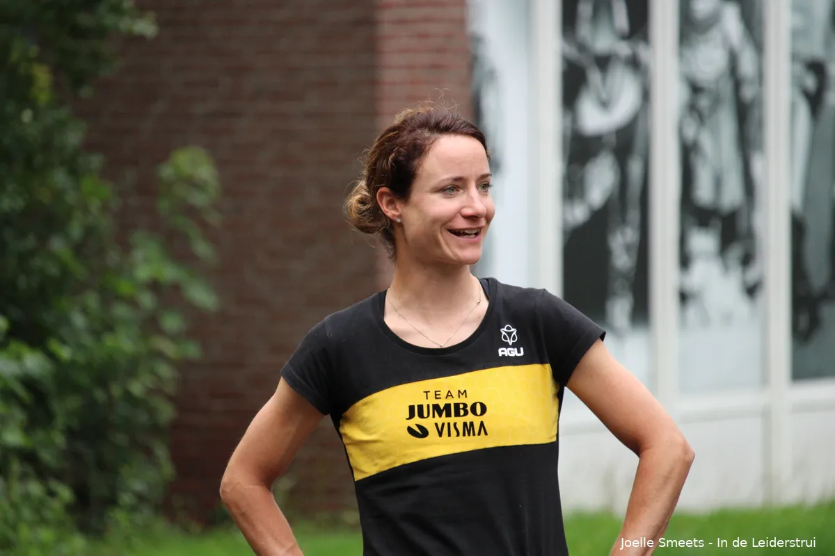 Vos na 31e (!) ritzege in Giro Donne: 'Hier ga ik op de rustdag van genieten'