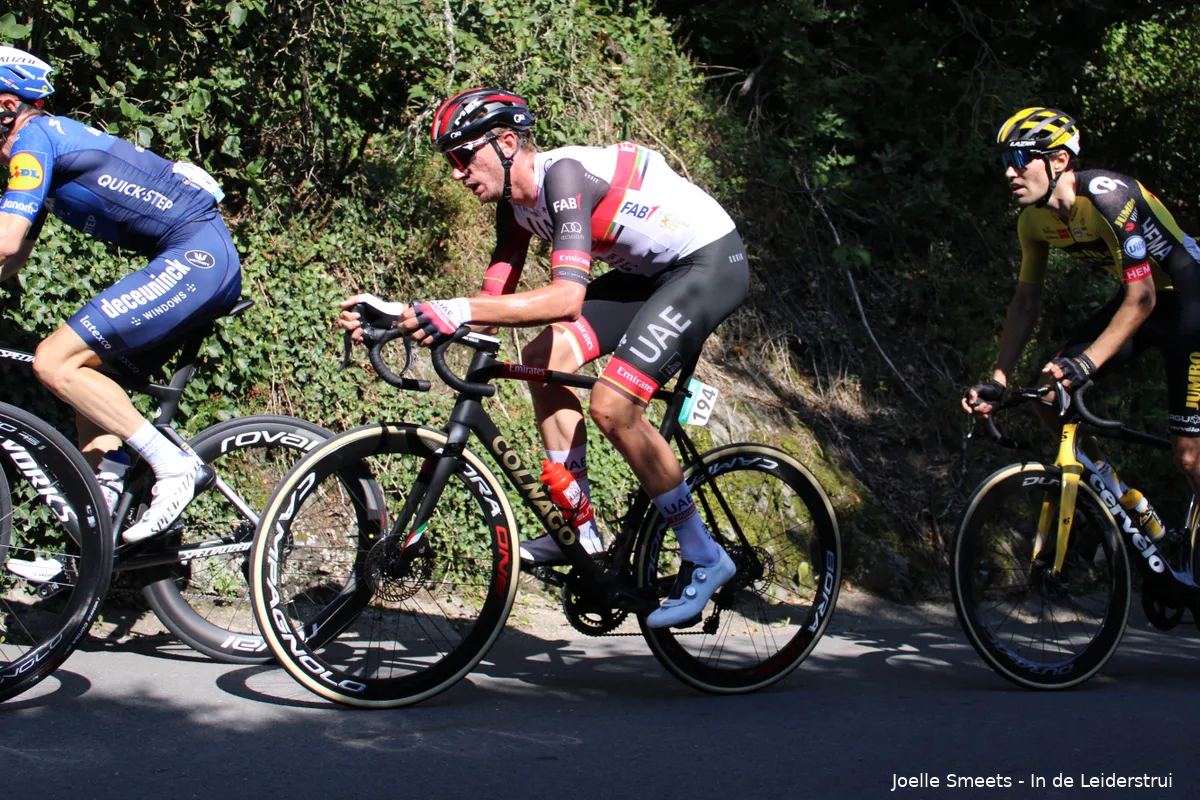 McNulty staat Pogacar bij in Tour en Vuelta: 'Alle hens aan dek voor Pogacar'