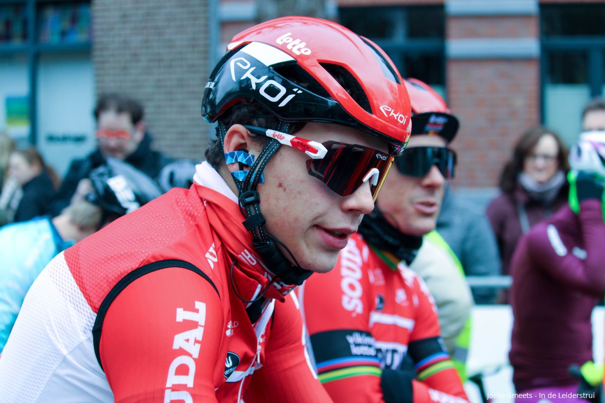 Strijd der toptalenten: De Lie verschalkt Girmay met machtige spurt in Tour de Wallonie