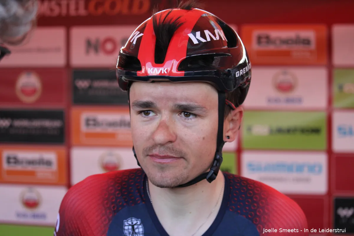 INEOS Grenadiers mist sterkhouder Narváez in Openingsweekend, Pidcock rijdt alleen de Omloop