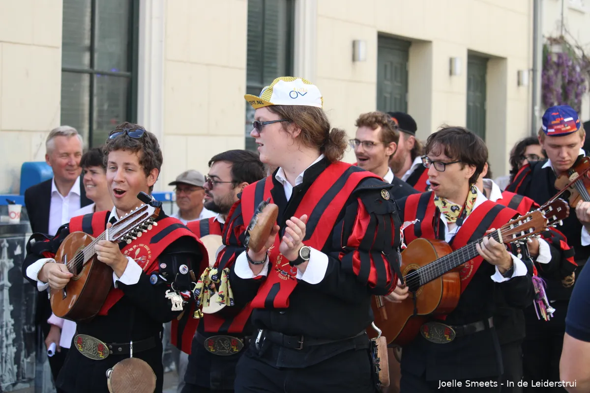 La Vuelta Holanda maakte indruk op renners en fans: 'We voelen ons hier heel erg welkom'