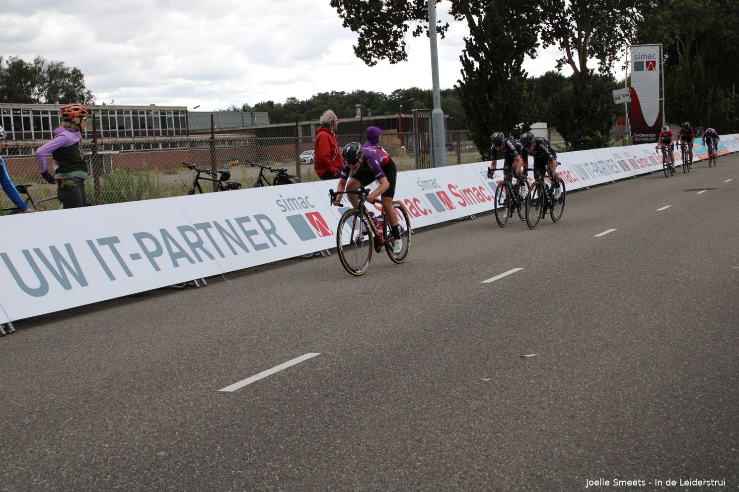 In de voetsporen van Anna en Chantal | Uneken: 'Ik word wel eens de nieuwe Chantal Blaak genoemd'