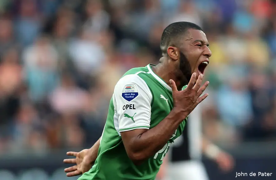 Terugblik: Vilhena velt Heracles met volley