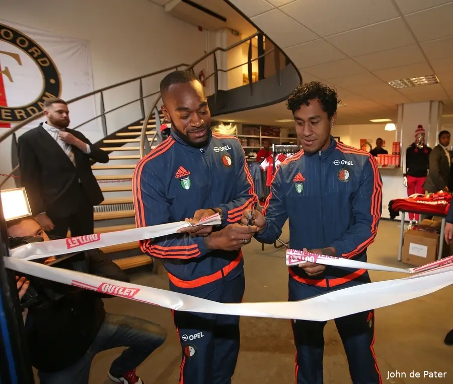 Fanshop Outlet ook in voorjaarsvakantie geopend