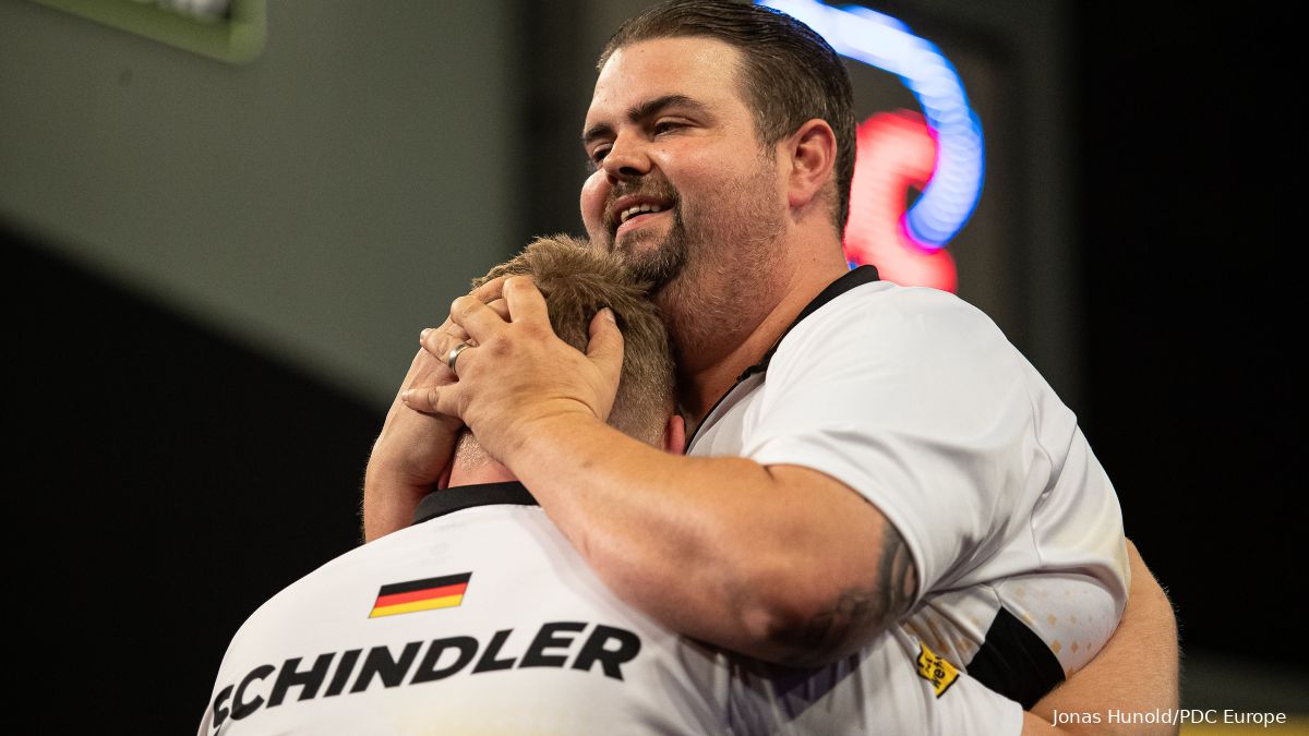 Deutschland und Australien schlittern beim World Cup of Darts durch ein Nadelöhr