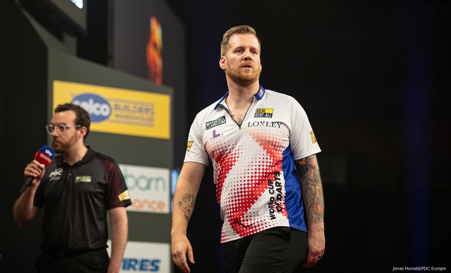 "Jules van Dongen received over 40 death threats" -  USA's World Cup of Darts star under fire from unhappy gamblers after group stage exit