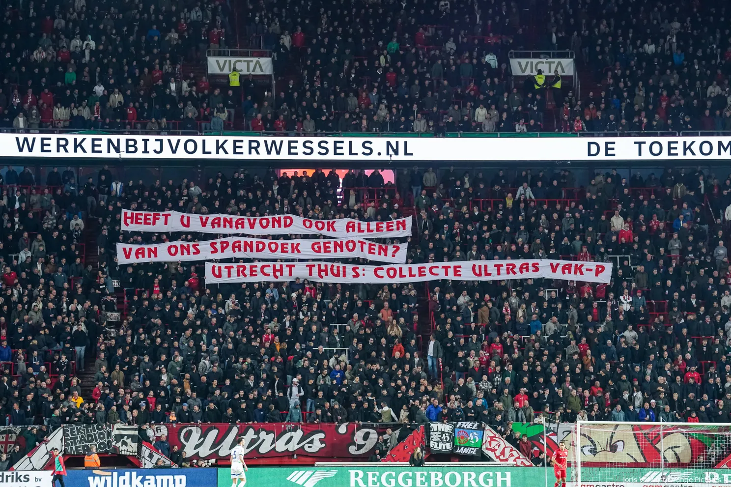 ludiek spandoek vak p collecte ultras 2025