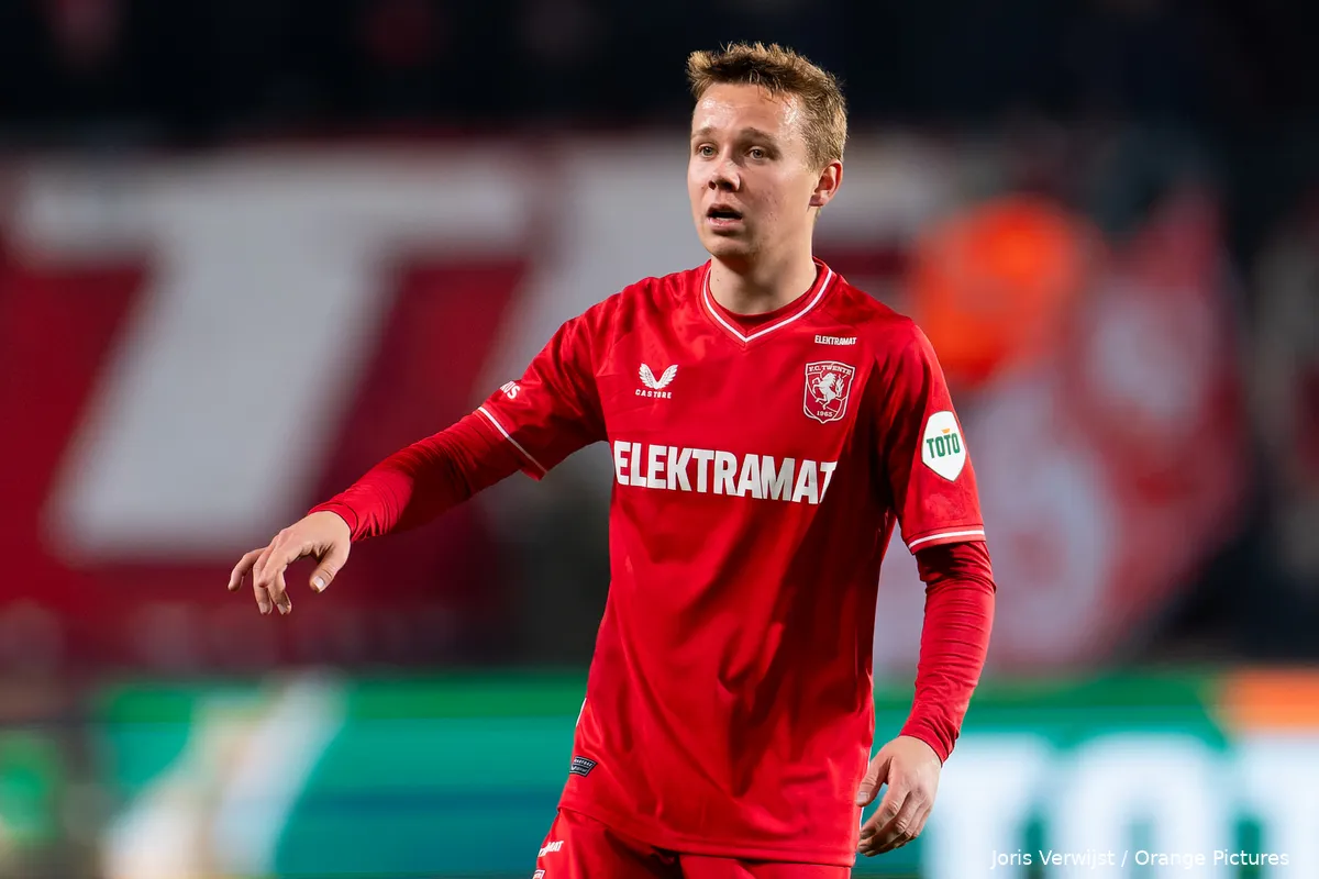 mathias kjolo wijst fc twente psv 2023 2024