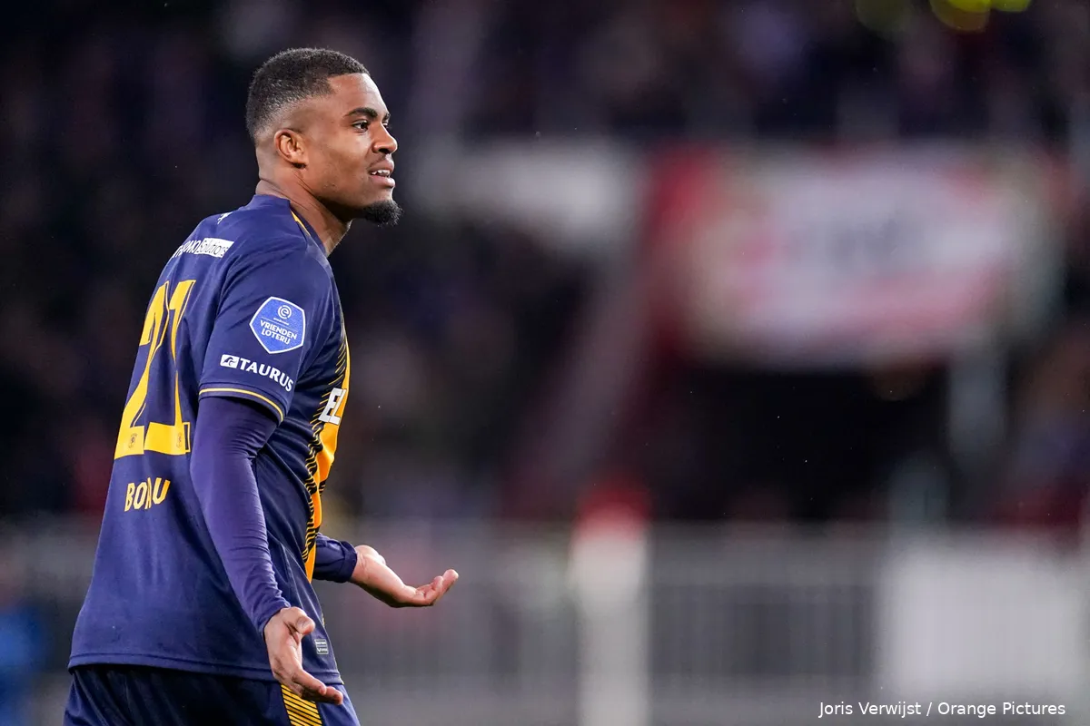 myron boadu afvragend psv fc twente 2023 2024