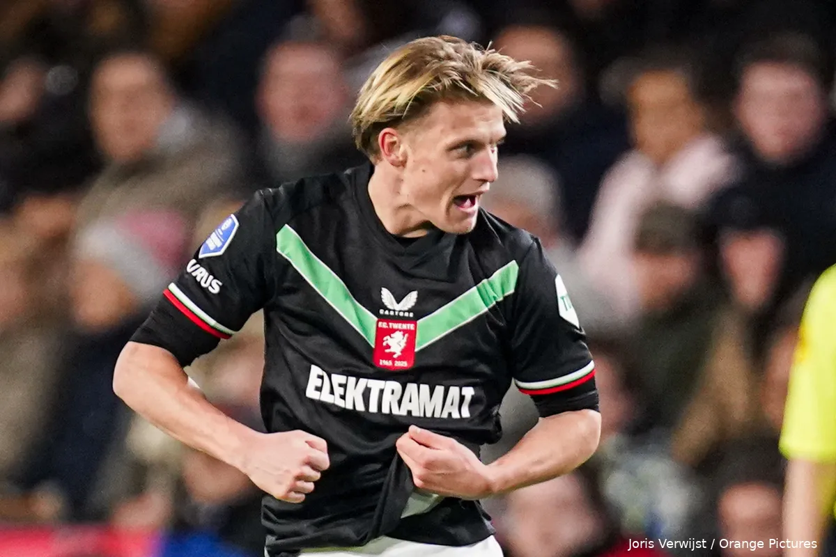 sem steijn close up kom op mouwen opstropen psv fc twente 2024 2025