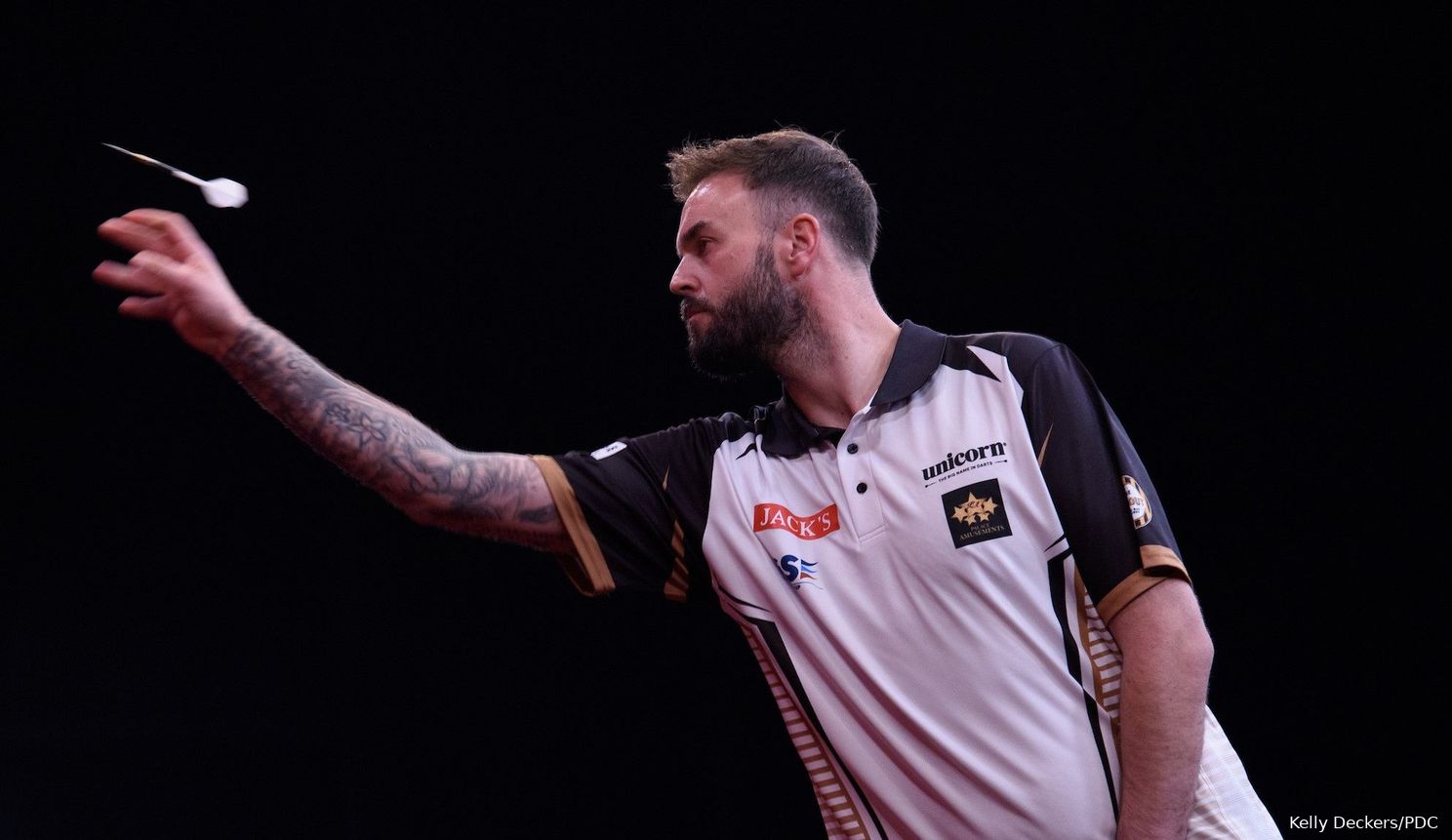 "Ricardo Pietreczko is een heel goede speler, maar dat ben ik ook" - Ross Smith vol zelfvertrouwen naar laatste 16 op Hungarian Darts Trophy