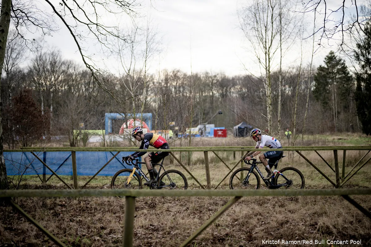 Pidcock kan Van Aert niet uitdagen in Herentals: 'Ik was voor de race al moe'