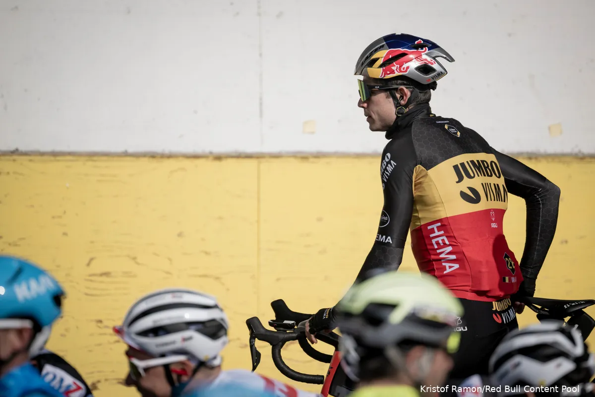 Ploegleider Van Dongen: 'Nog veel te vroeg om te zeggen wanneer Van Aert terugkeert'